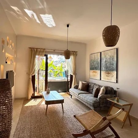 Ground Floor Apartment For 2 Episkopi (Limassol)